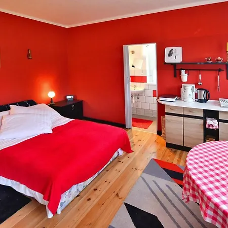 Comfortable 2 Person In The Countryside Drezno Stare Wierzchowo